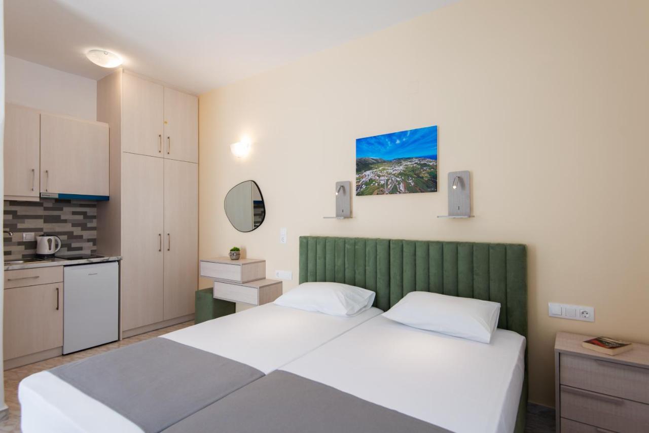 Theodora Rooms Kamares  Exterior photo