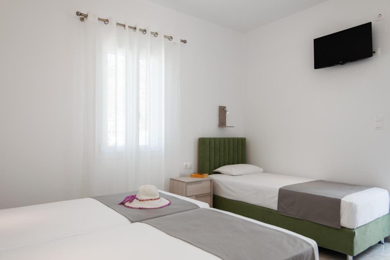 Theodora Rooms Kamares  Exterior photo